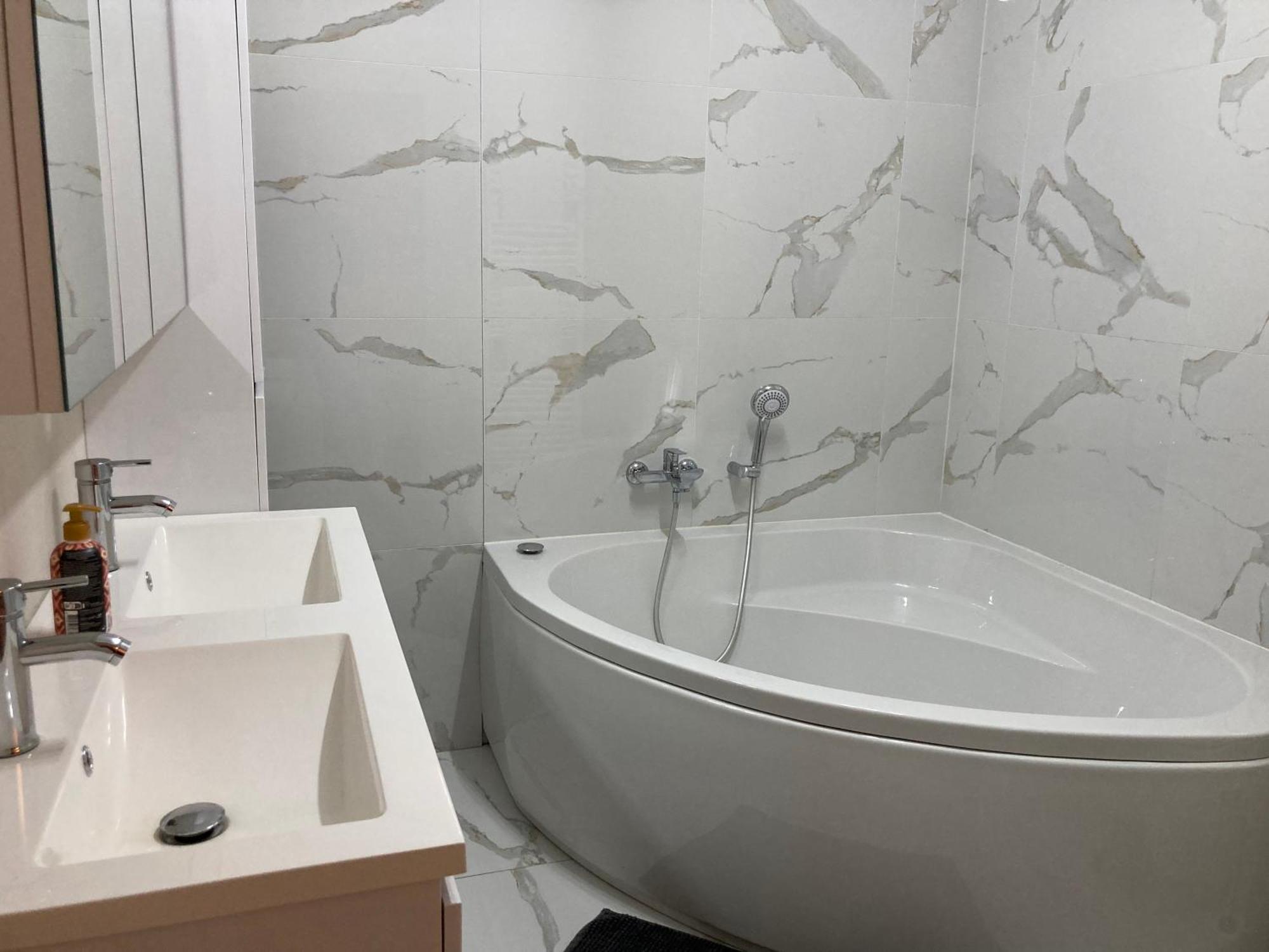Hotel Côté Grange Tournai Esterno foto