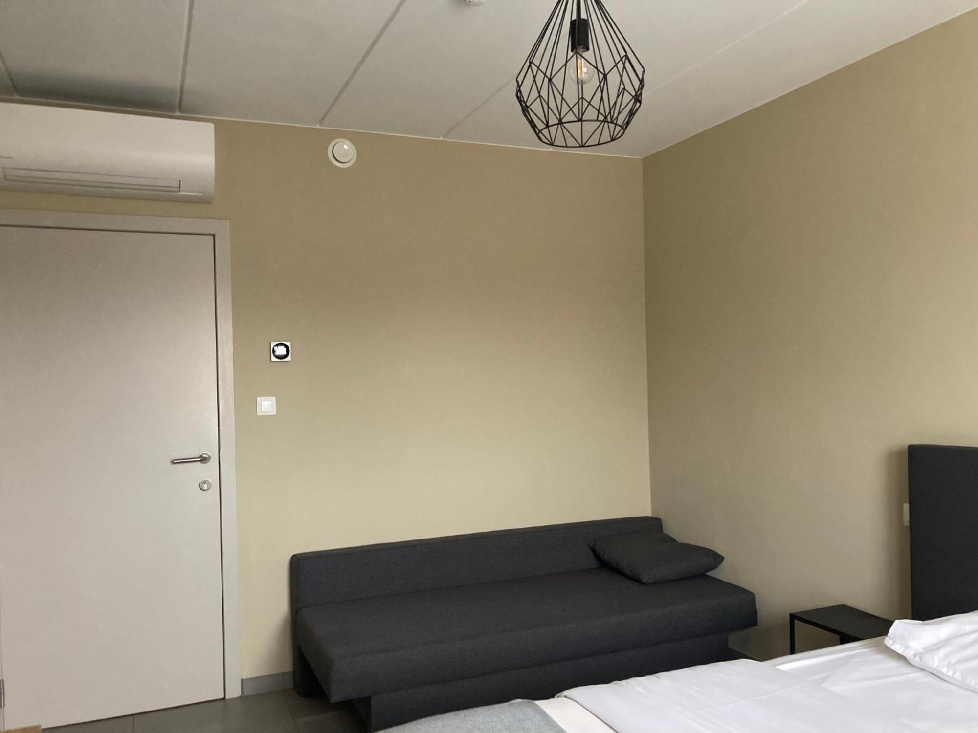 Hotel Côté Grange Tournai Esterno foto